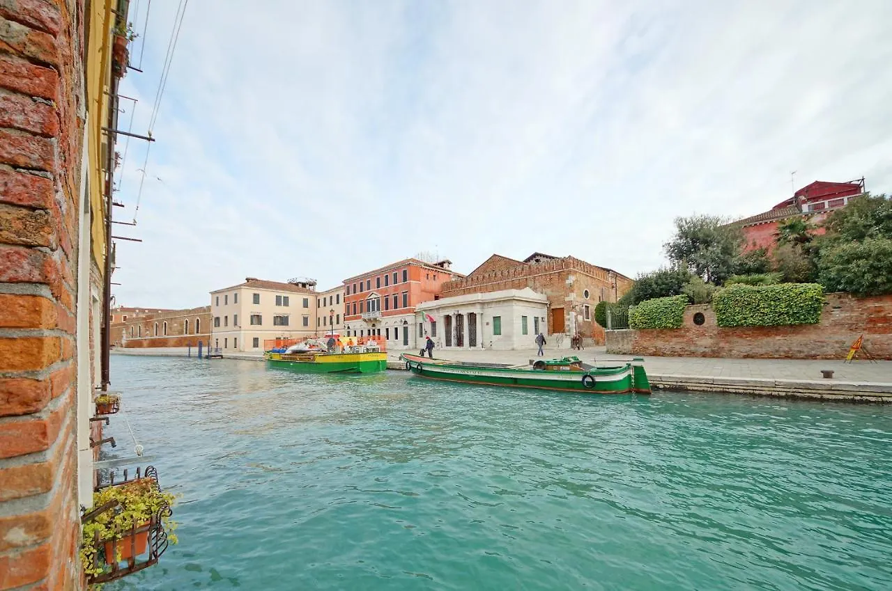 Dolcevita Apartments N. 481 Biennale Venice Italy